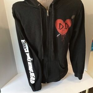 Black Heart Graphic Women's Sweater